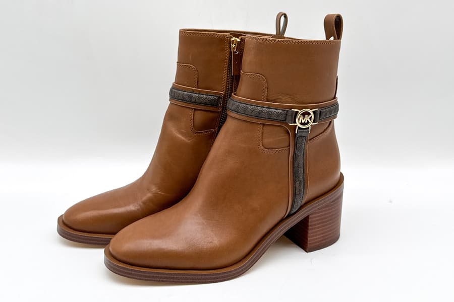Damen Stiefel Michael Kors, Gr. 7M